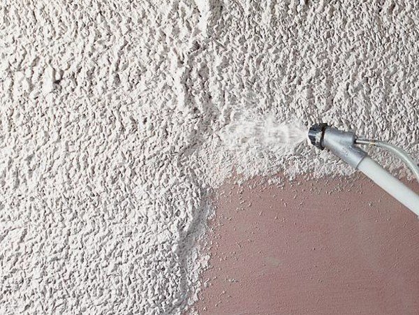 GYPSUM-SPRAYING